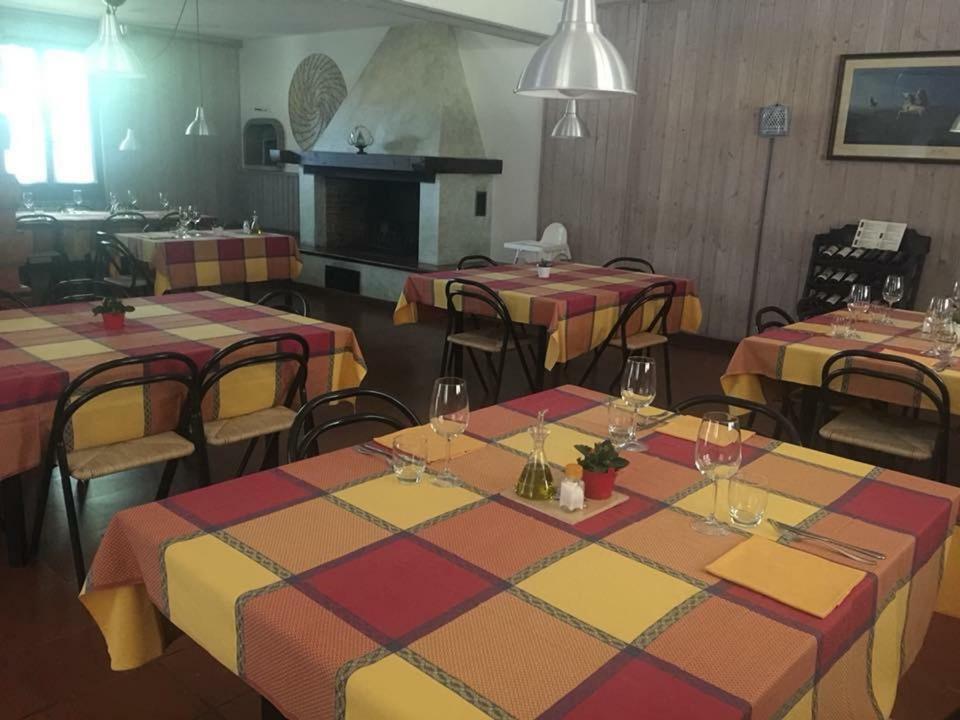 Вилла Agriturismo Cargandino Mezzomerico Экстерьер фото